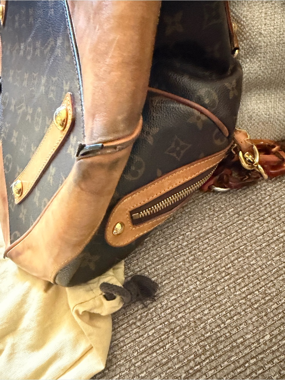 Louis Vuitton Stephen Sprouse 2006 Vintage handbag with Tortoiseshell-Link Strap - Picture 8 of 12